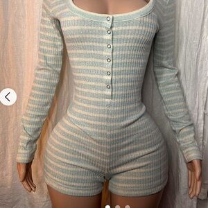 Aerie Romper 
Long Sleeve Striped

Medium
